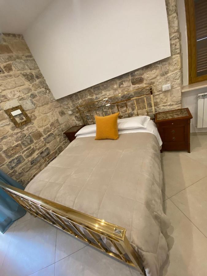 Dimora Del Carmine Otel Bari Dış mekan fotoğraf