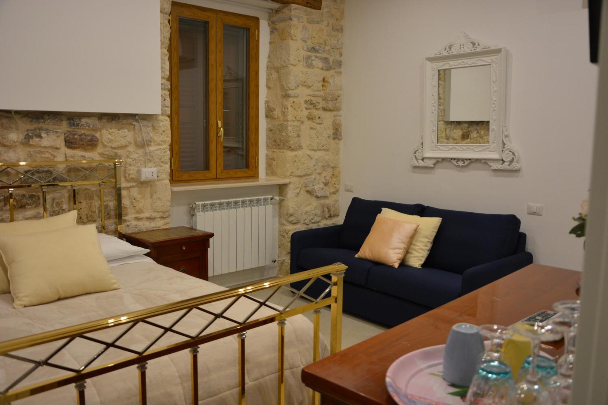 Dimora Del Carmine Otel Bari Dış mekan fotoğraf