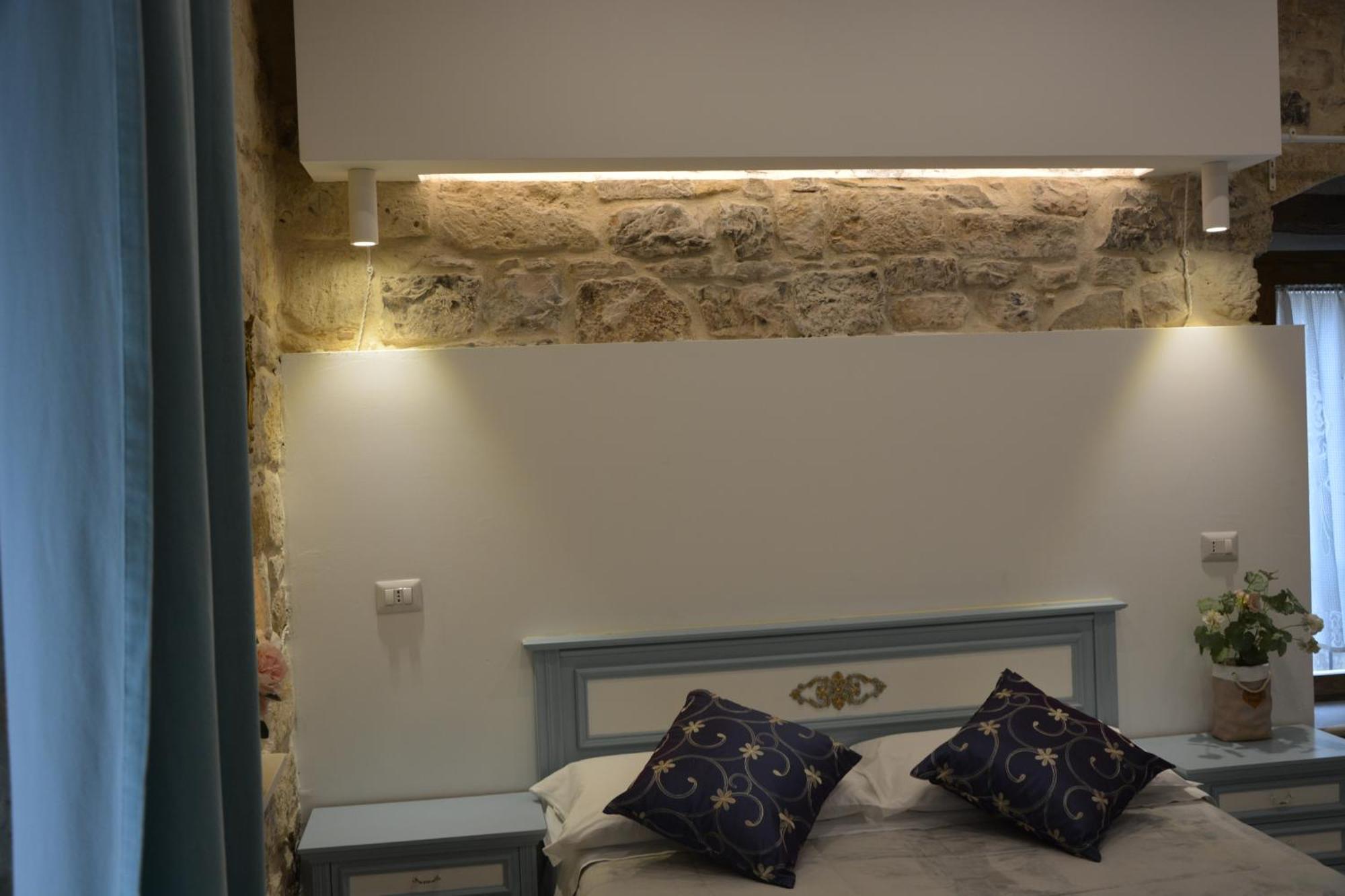 Dimora Del Carmine Otel Bari Dış mekan fotoğraf