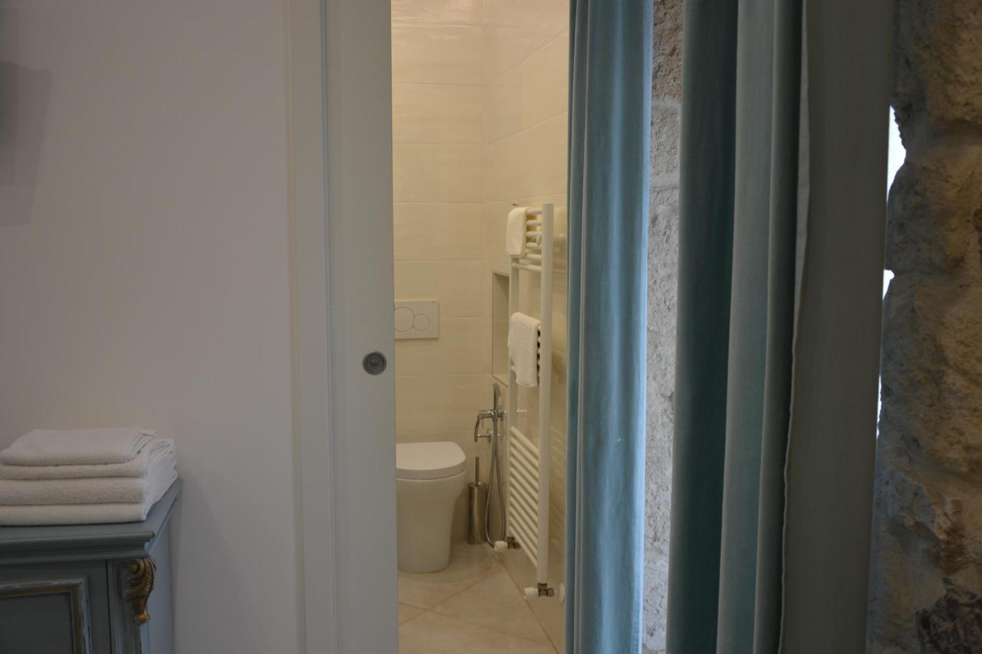 Dimora Del Carmine Otel Bari Dış mekan fotoğraf